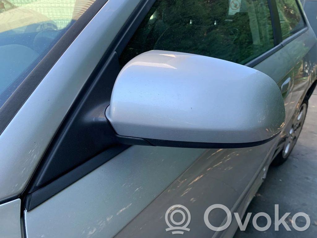 Elektryczne lusterko boczne drzwi przednich   8P1858531K