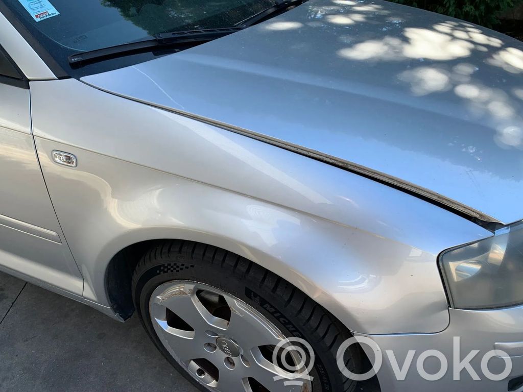 Audi A3 S3 8P Крыло 