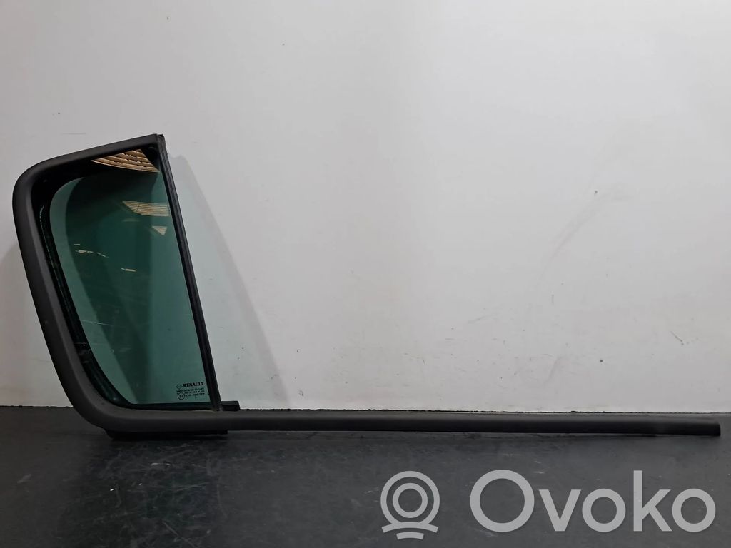 Renault Clio III Geam lateral spate 