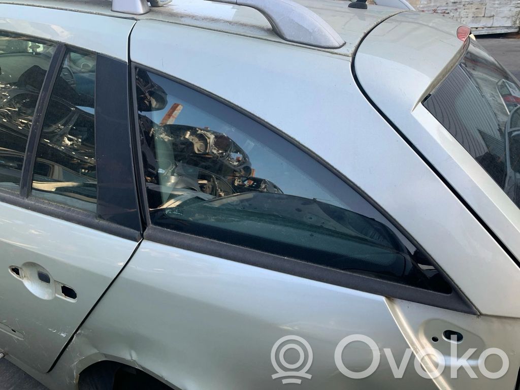 Renault Laguna II Szyba karoseryjna tylna 