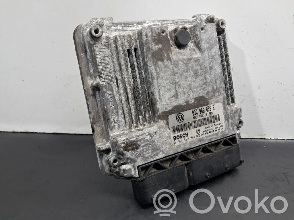 Volkswagen Golf V Engine control unit/module 