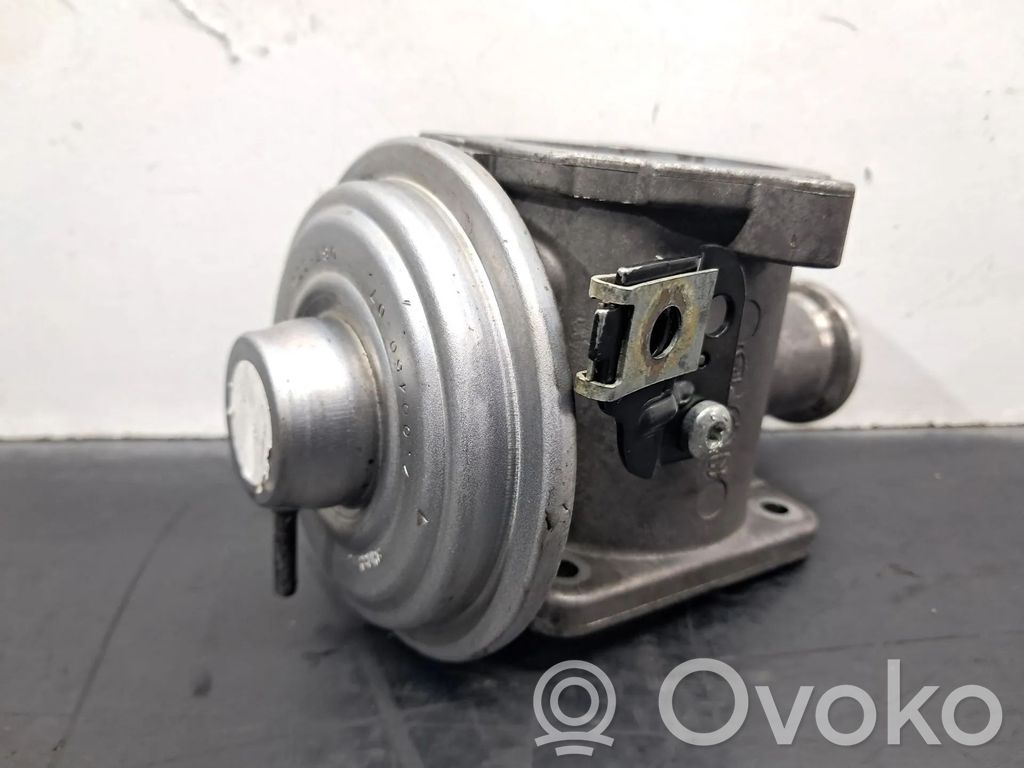 EGR valve   11717804351,7804351