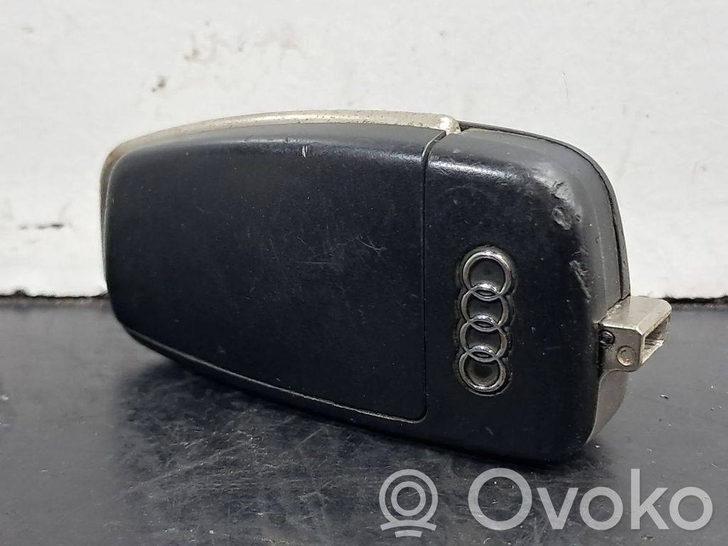 Tarjeta/llave de arranque   8P0837220D,5FA00927211