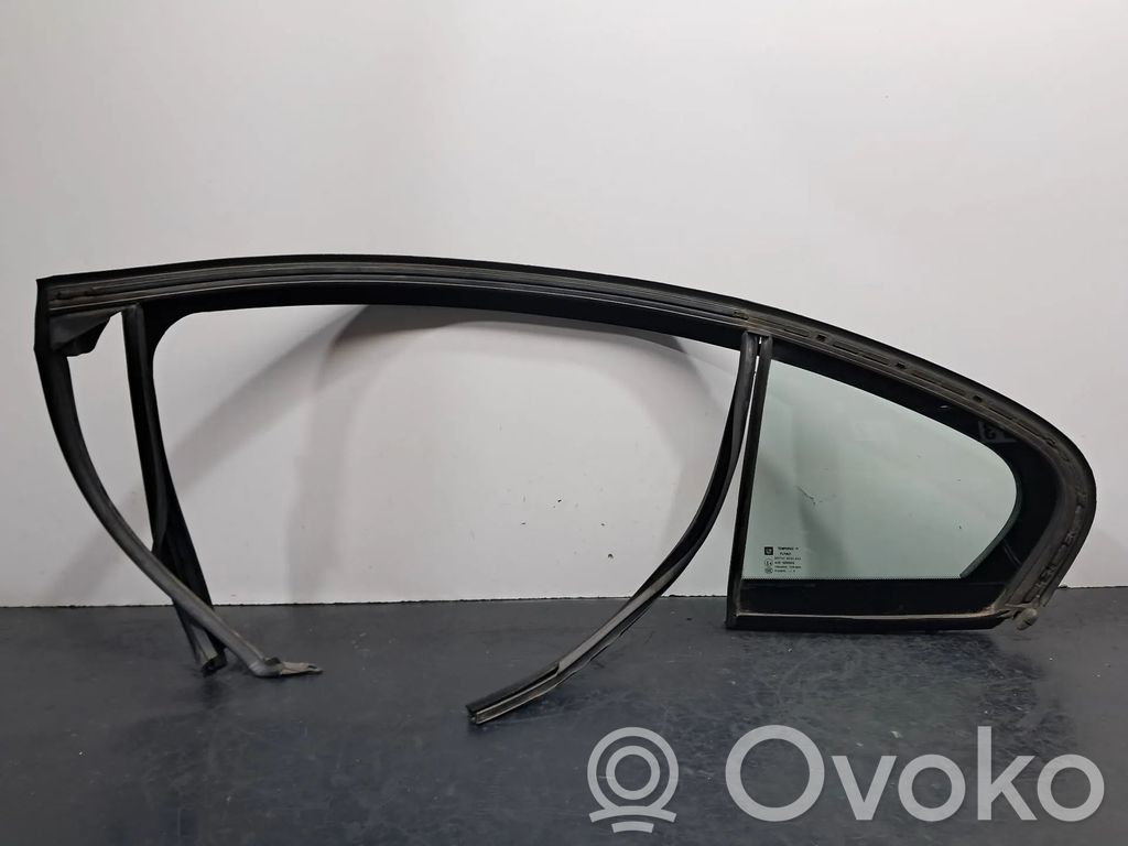 Vidrio lateral trasero   13319255,13319251