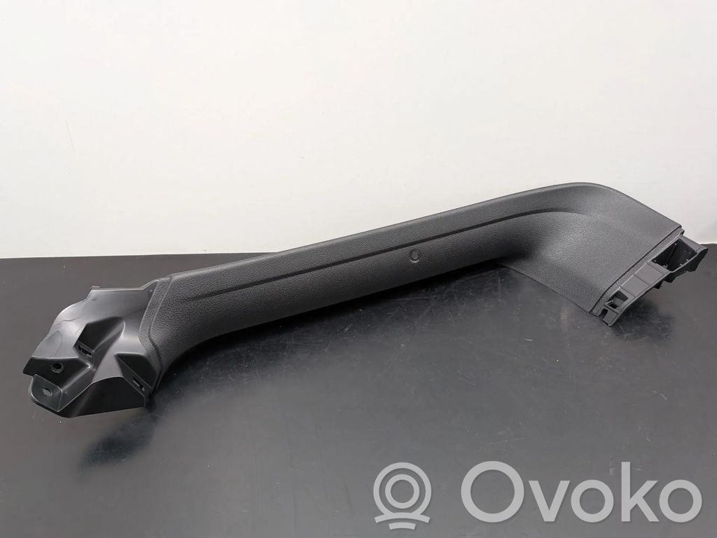 Tailgate trim   83F867608