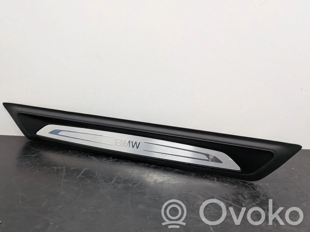 BMW 2 F46 Listwa progowa przednia 