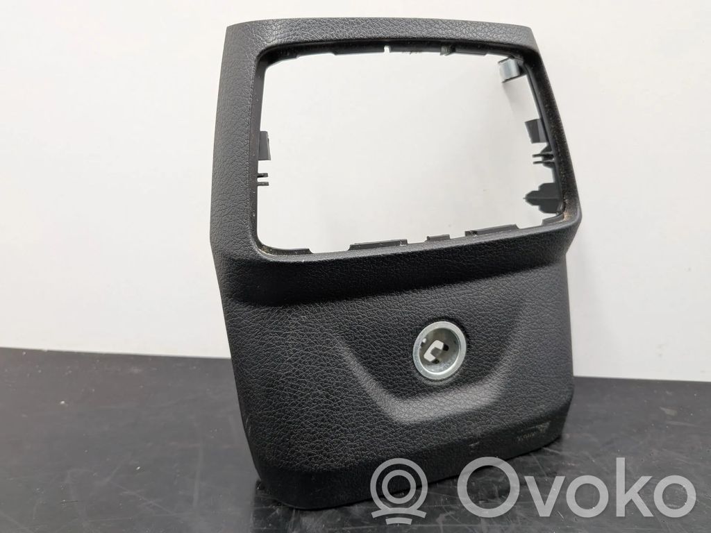 BMW 2 F46 Other interior part 
