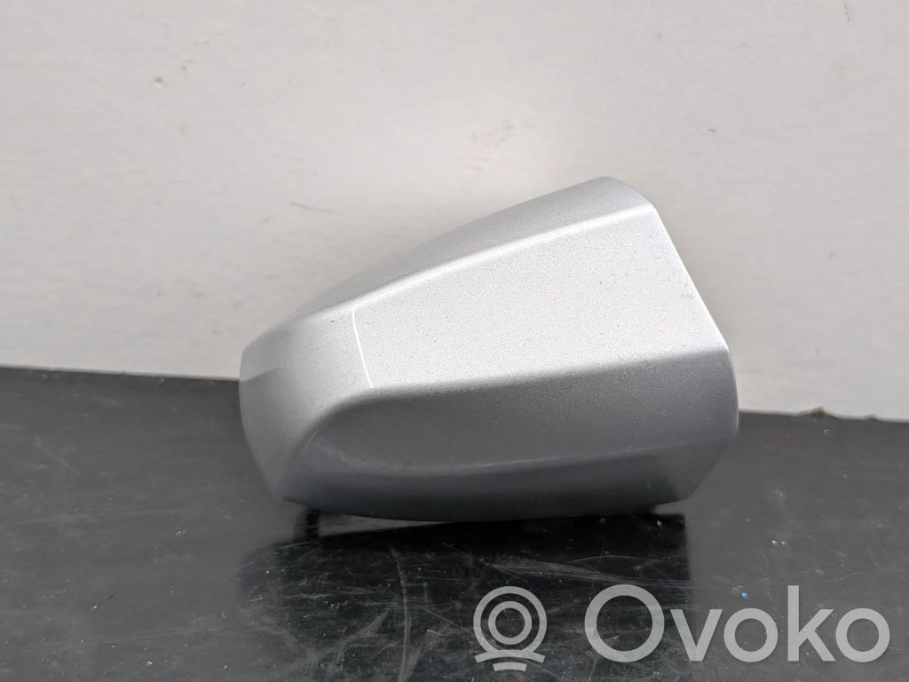 BMW 2 F46 Tapa manecilla puerta delantera
