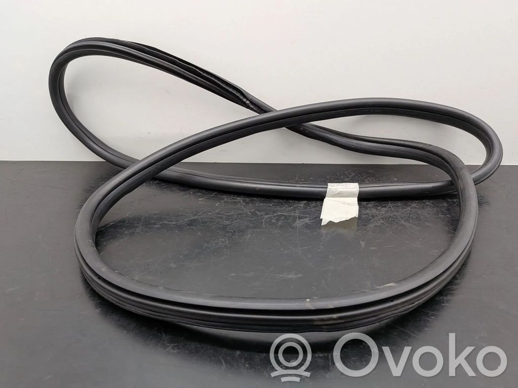 BMW 2 F46 Otros repuestos del interior 