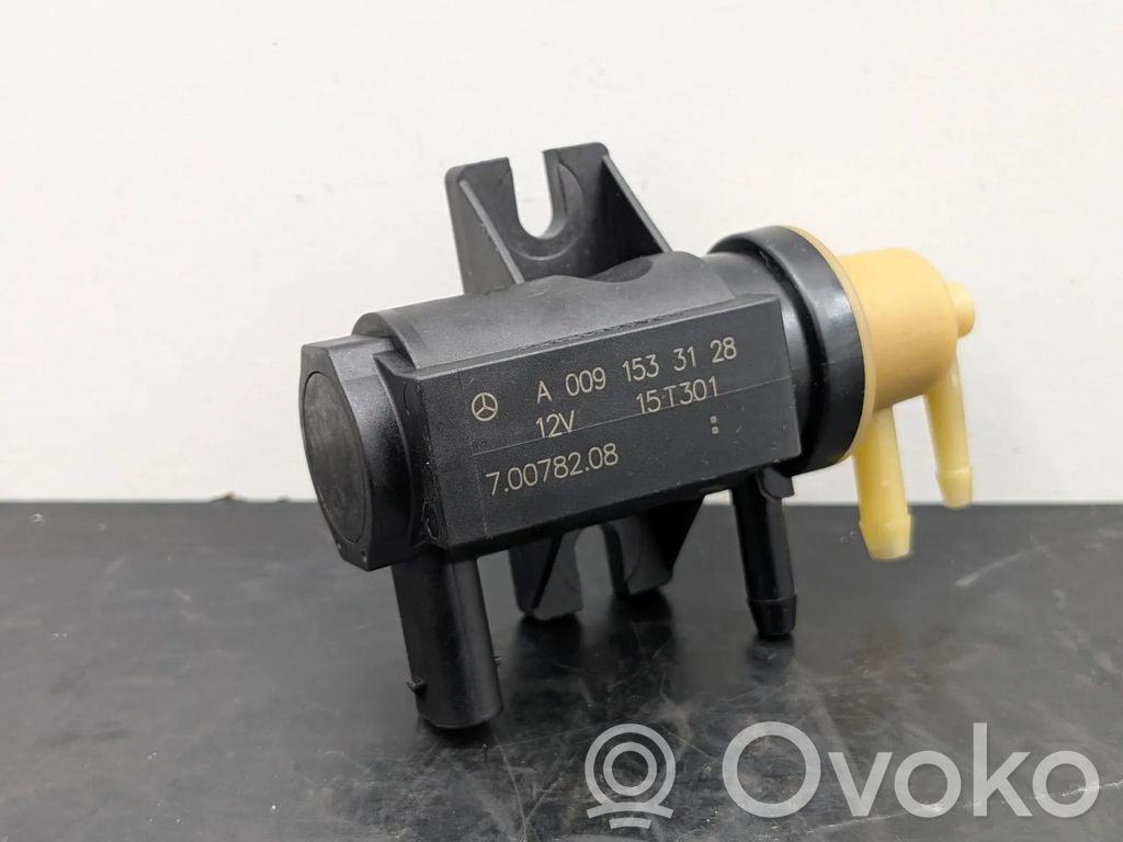 Mercedes-Benz GLC X253 C253 Solenoid supapă turbosuflantă 