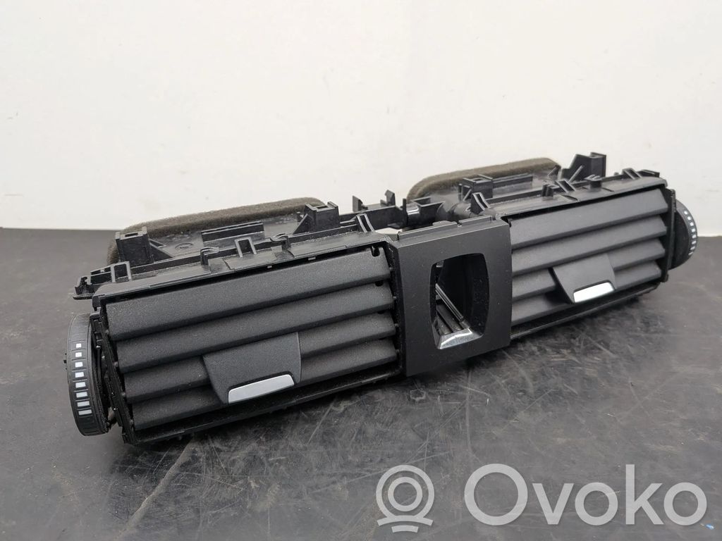 BMW 3 F30 F35 F31 Rejilla de ventilación central del panel 