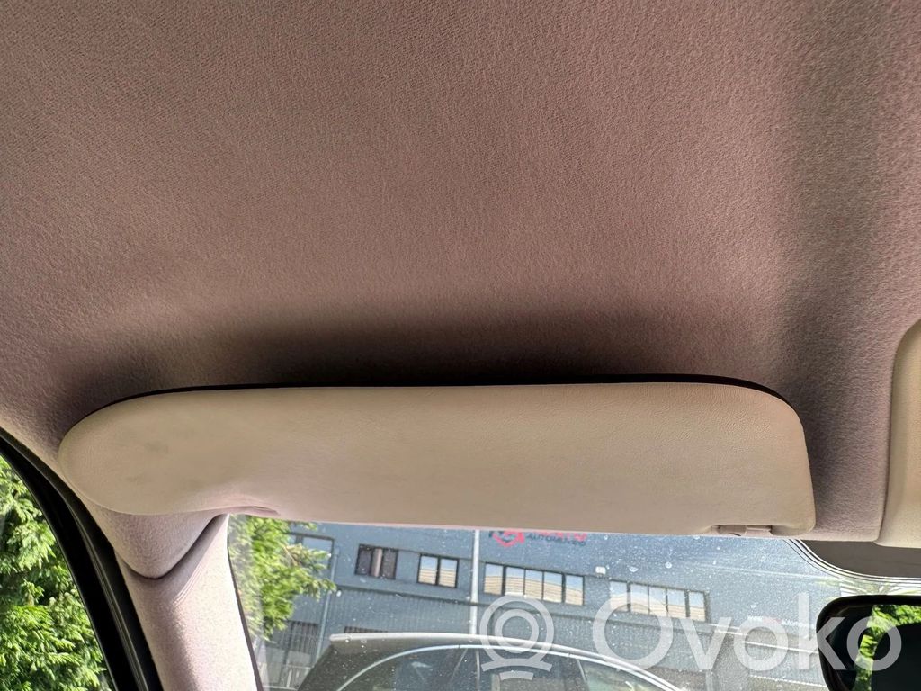 Skydelis nuo saulės   4903316