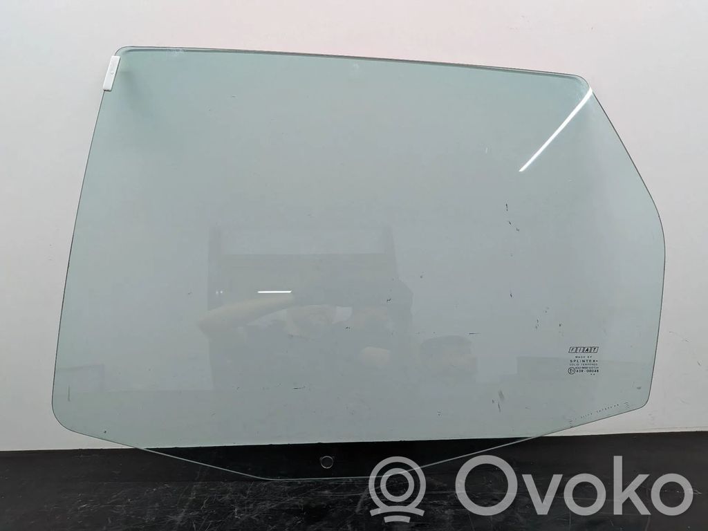 Fiat Punto (188) Szyba drzwi tylnych 