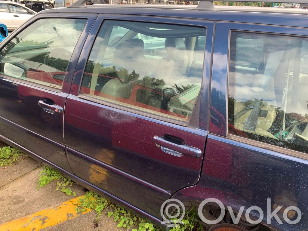 Volvo S70  V70  V70 XC Puerta trasera 