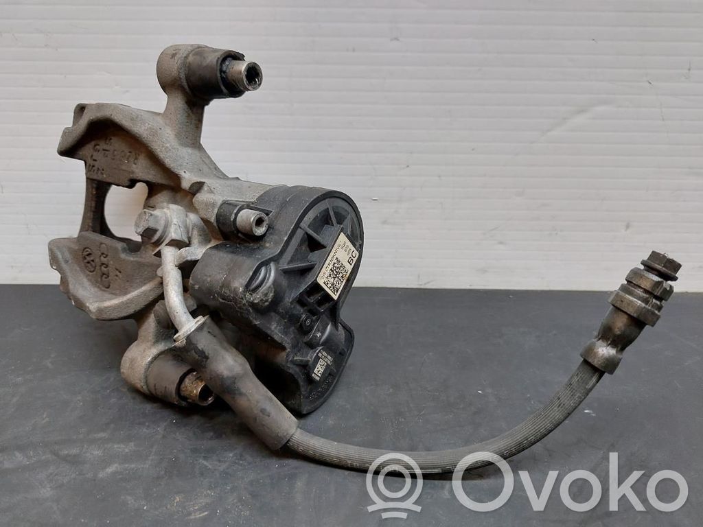 Задний суппорт   5Q0615405BC,8V0615423