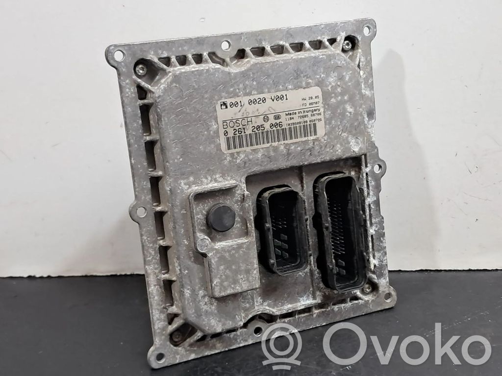 Unidad de control/módulo del motor   0010020V001,0261205006