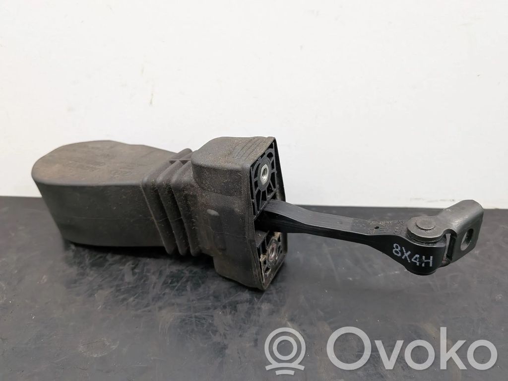 Audi A1 Ogranicznik drzwi tylnych 