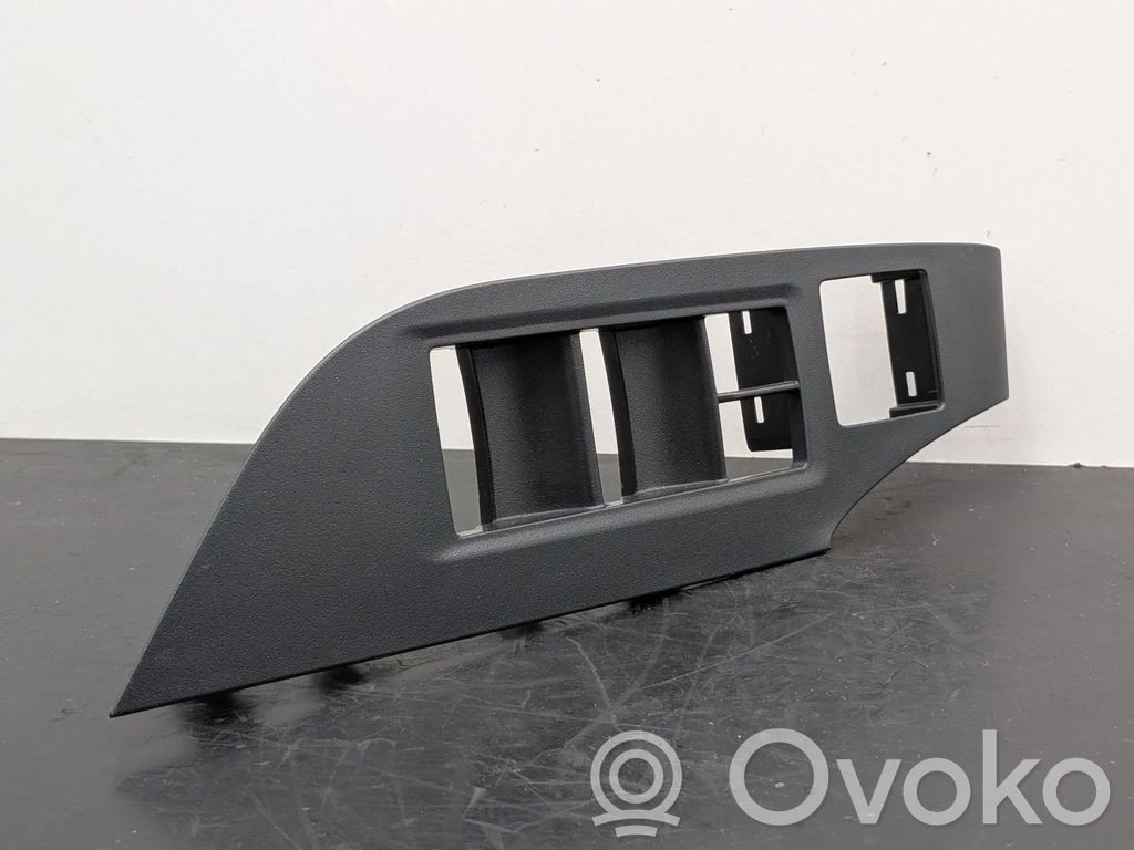 Toyota RAV 4 (XA50) Moulure de porte avant