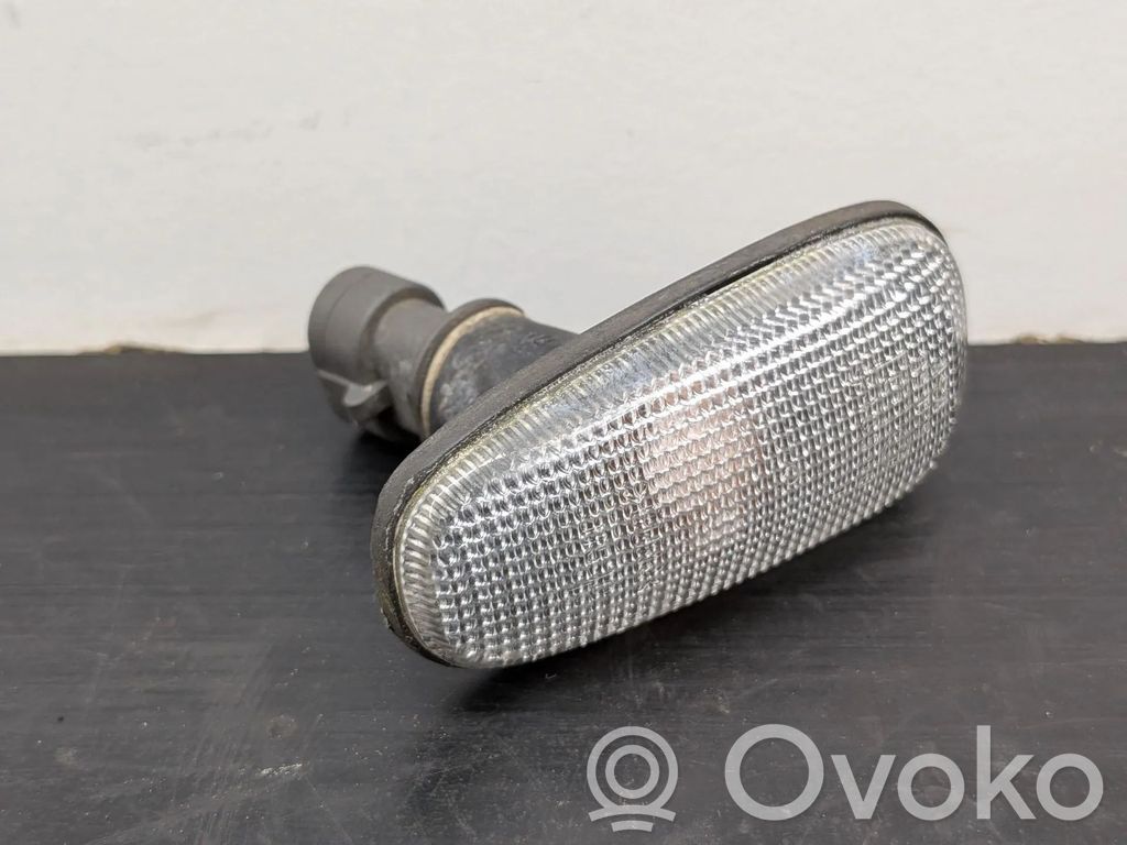 Peugeot 508 II Blinker vorne Stoßstange 