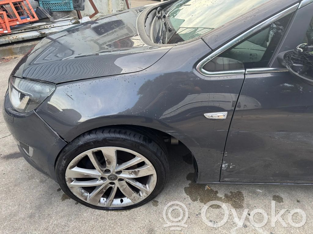 Opel Astra J Spārns 