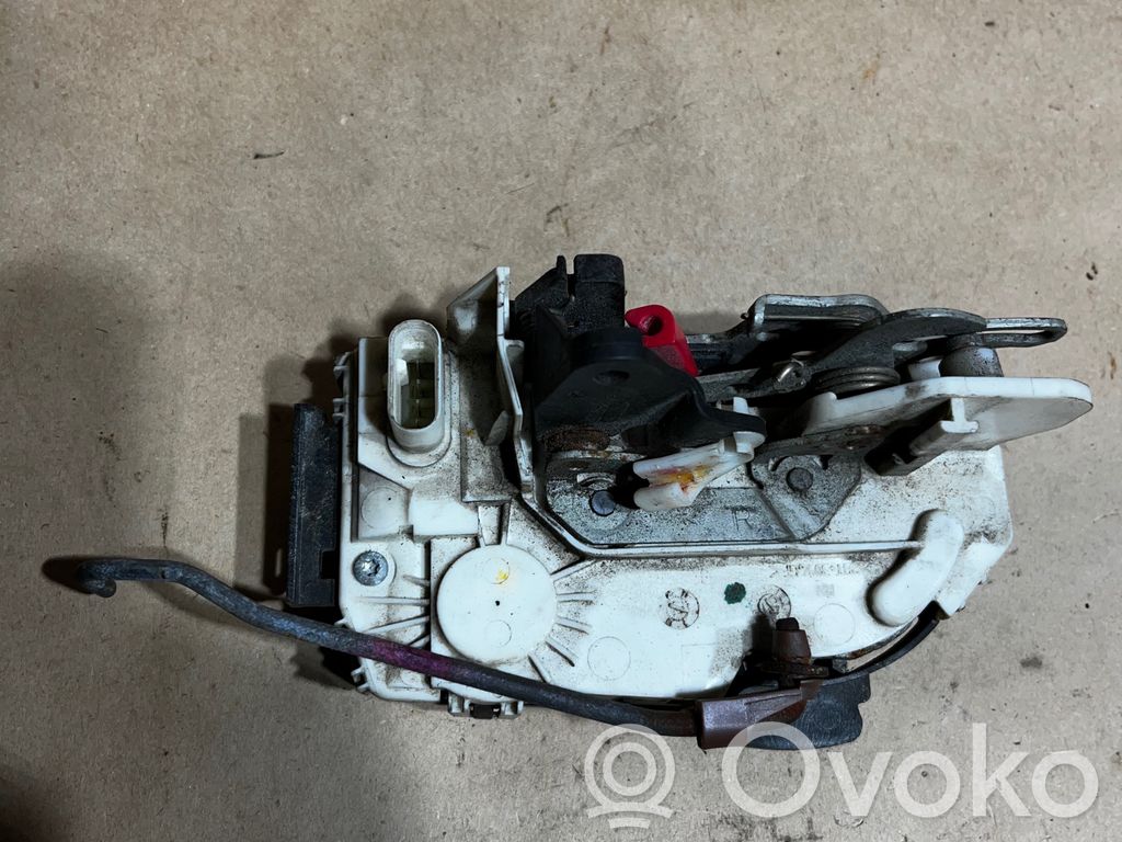 Dodge Caliber Rear door lock 