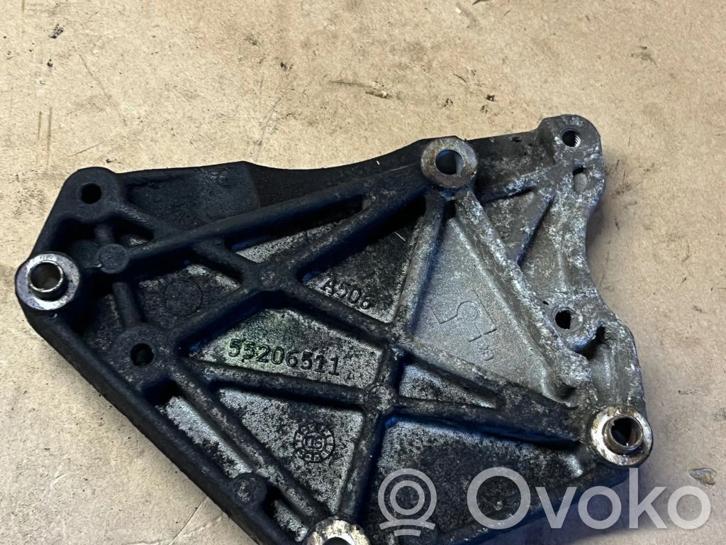 Opel Corsa D Engine mounting bracket 