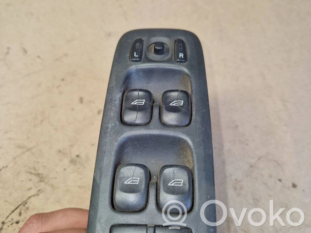 Volvo V70 Electric window control switch 