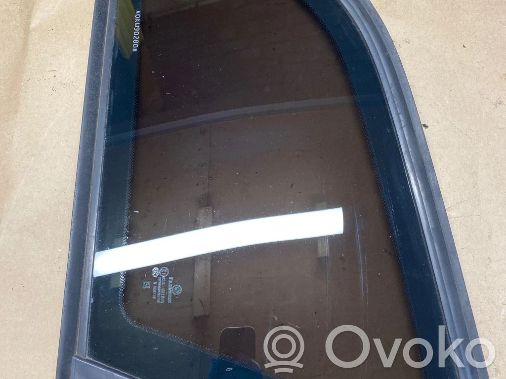 Vidrio lateral trasero   43R001582,E00231