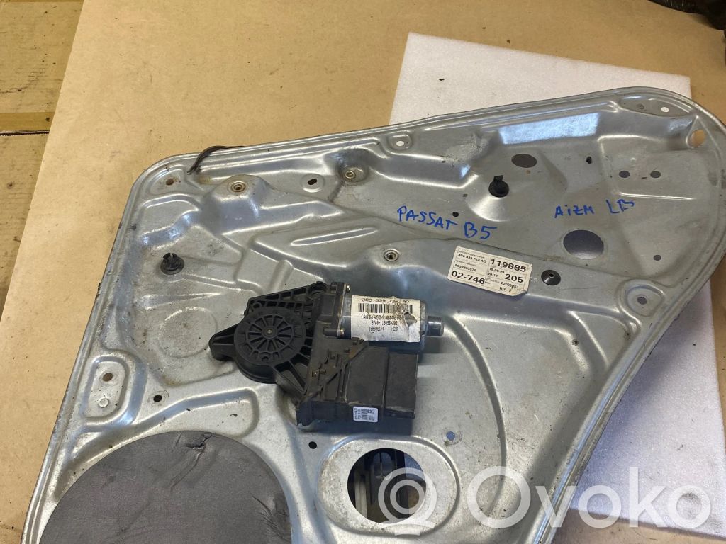 Volkswagen PASSAT B5 Silniczek podnoszenia szyby drzwi tylnych 