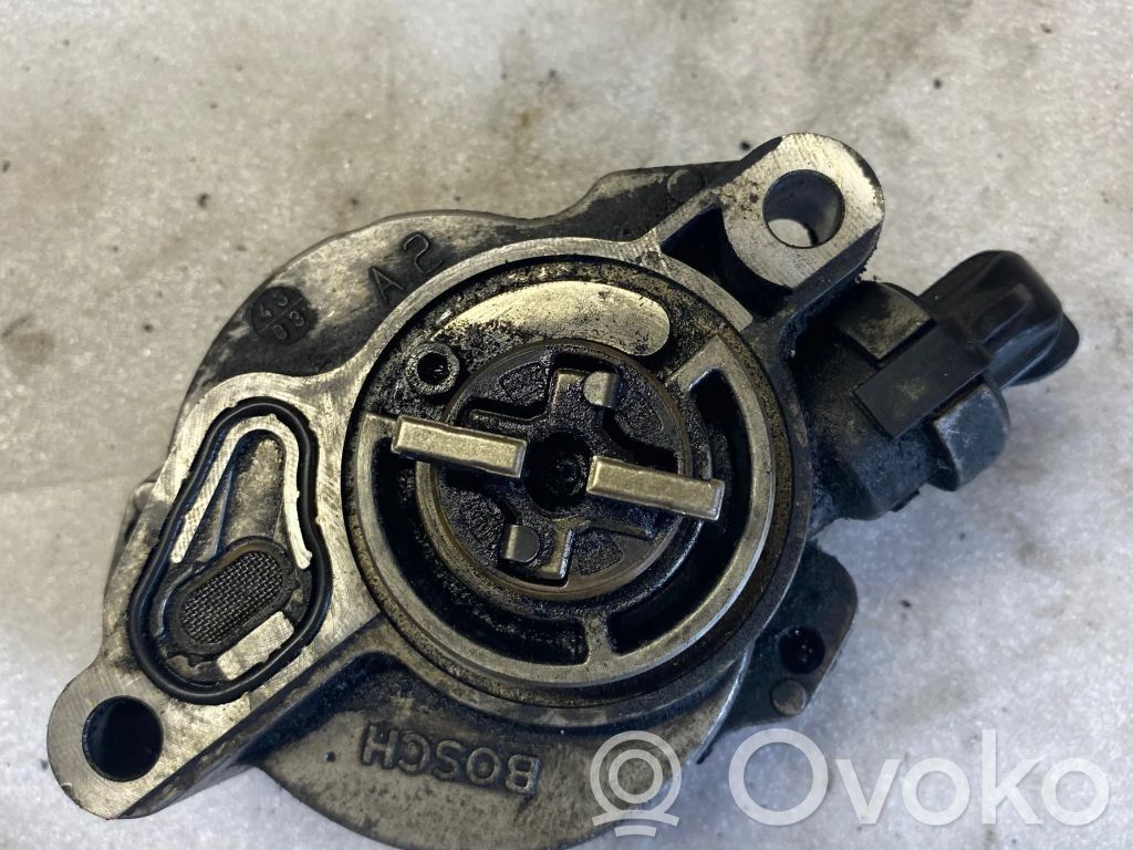 Peugeot 307 Vacuum pump 