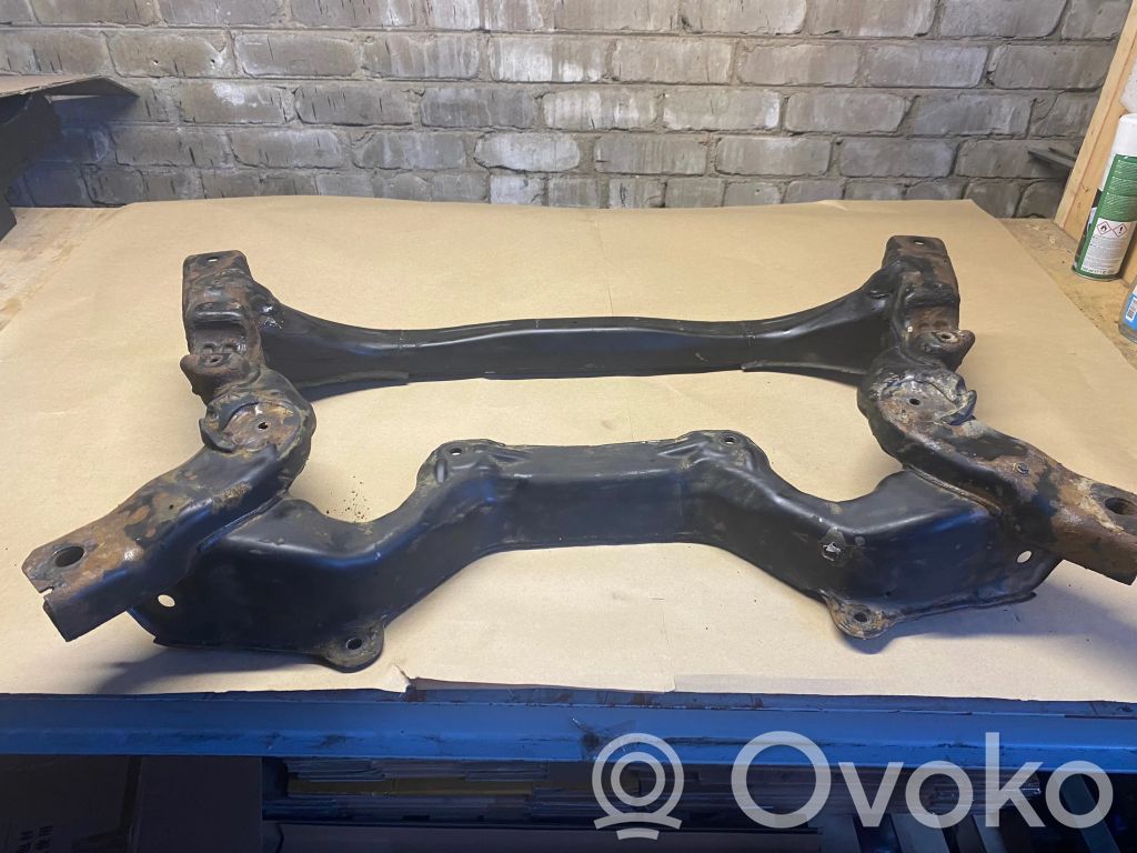 Mercedes-Benz E W211 Front axle beam 