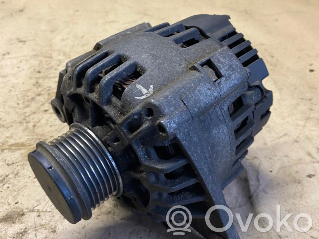 Volvo S40, V40 Generatorius 