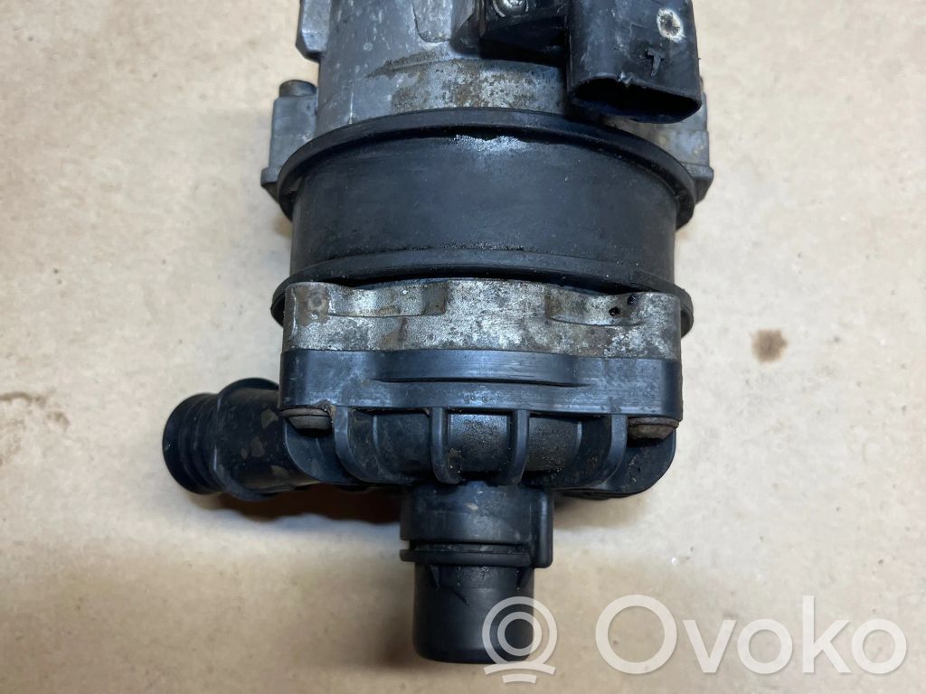 BMW 5 F10 F11 Cirkuliacinis el. siurbliukas 