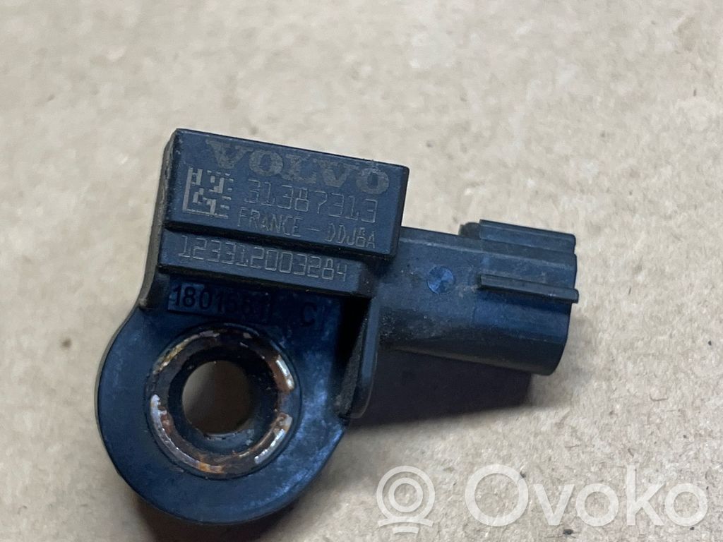 Volvo V40 Airbag deployment crash/impact sensor 