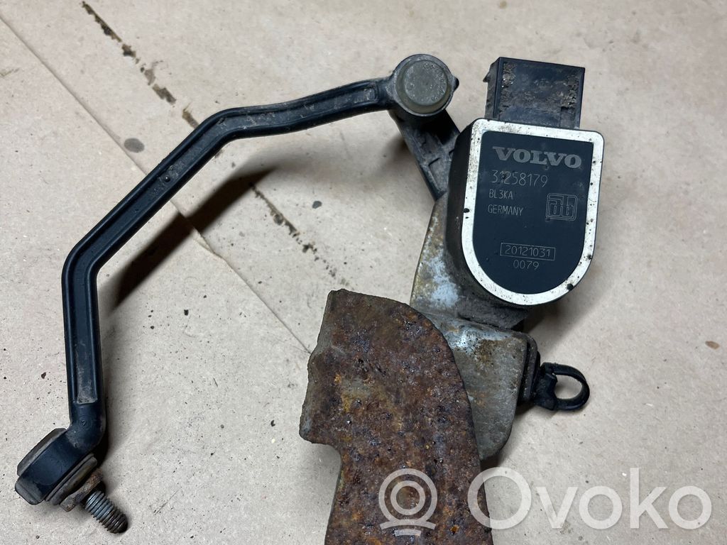 Headlight/headlamp level sensor   31340262,31258179,20121031