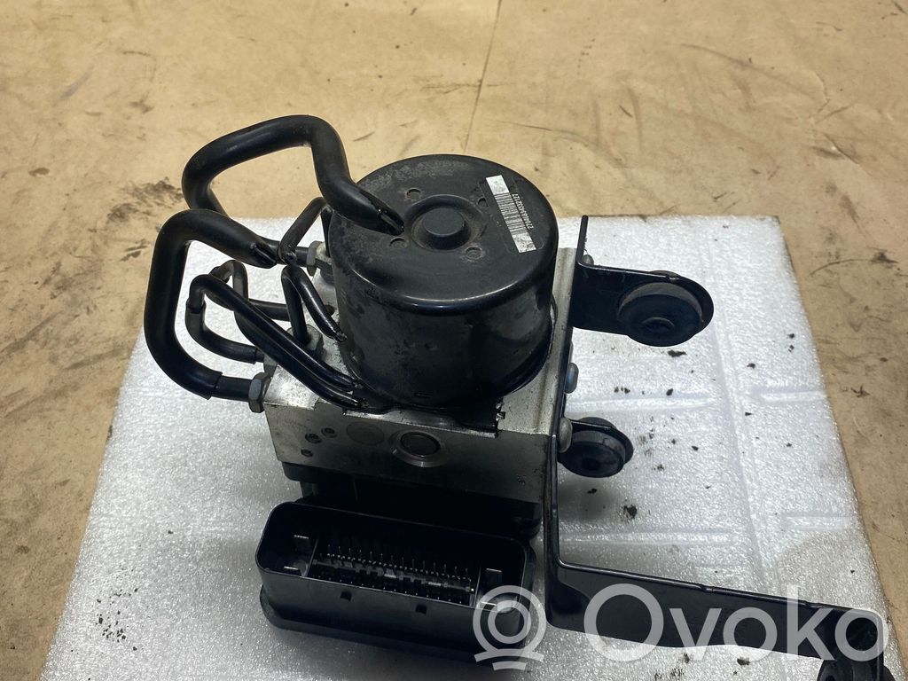 Volvo V40 ABS Pump 