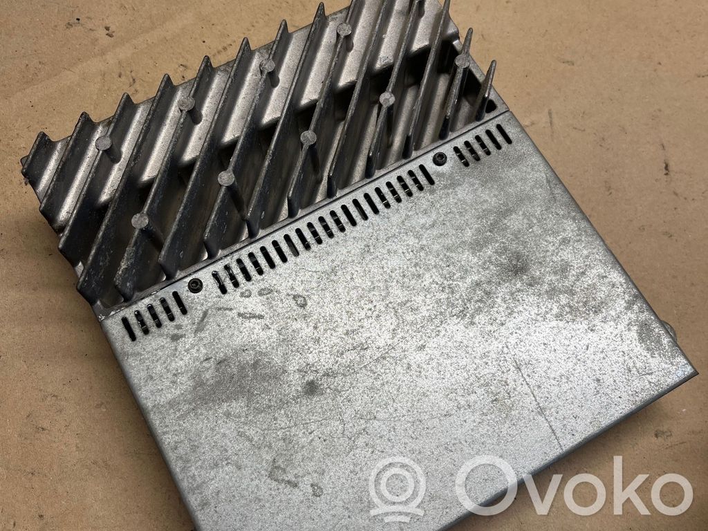 Sound amplifier   8362444,101787,086661062