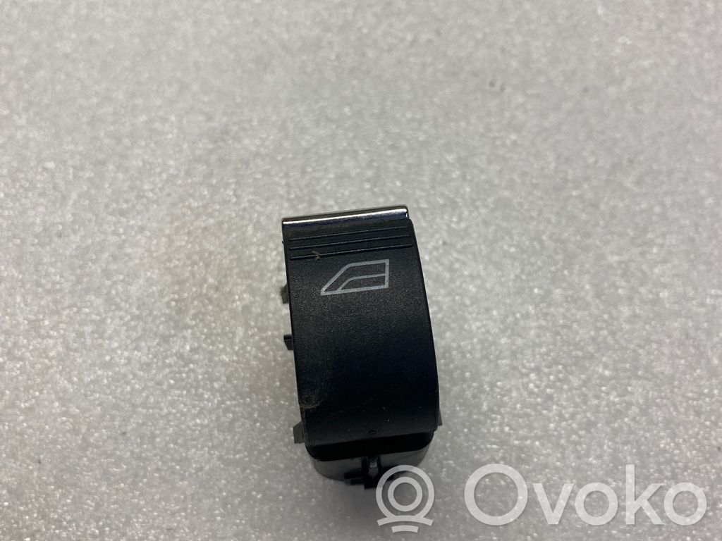 Ford Focus Electric window control switch 