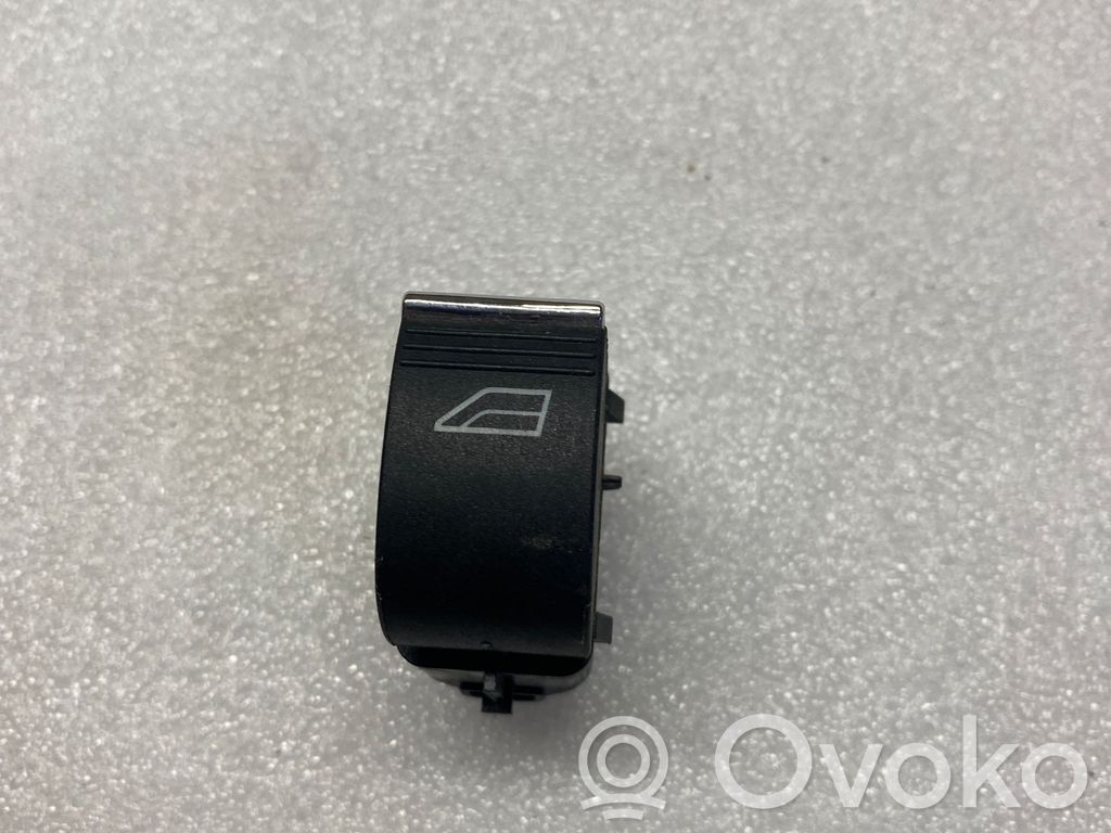 Ford Focus Electric window control switch 