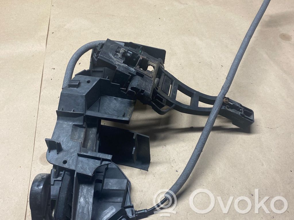 Ford Focus Etuoven lukko 