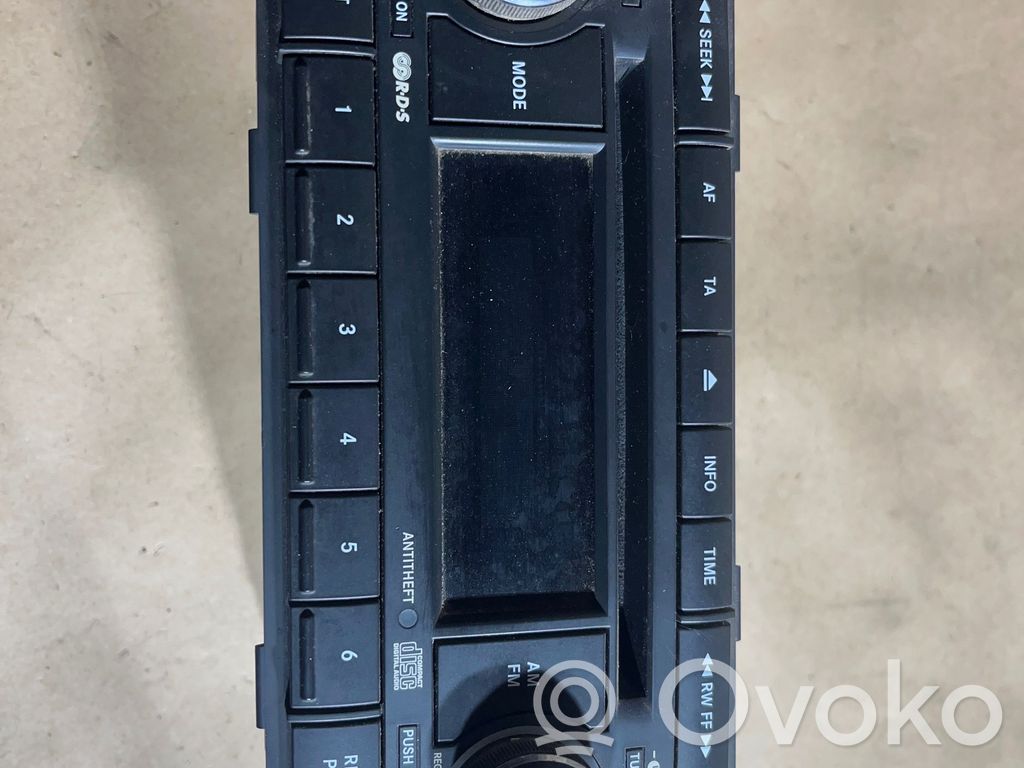 Dodge Caliber Radio/CD/DVD/GPS head unit 