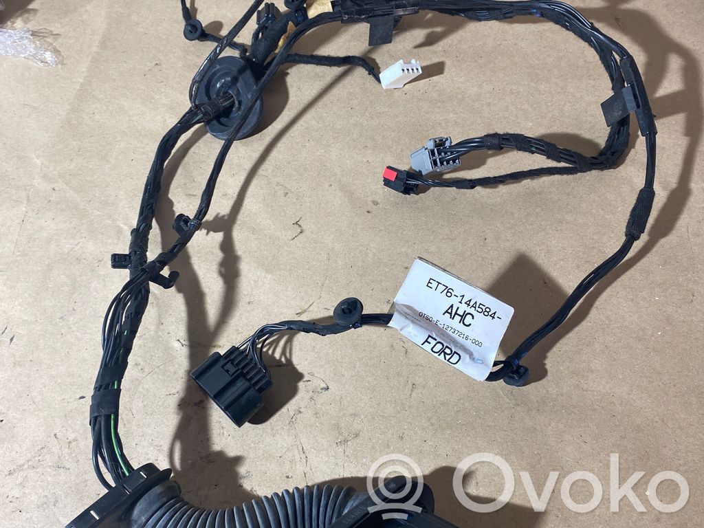 Ford Turneo Courier Cableado de puerta delantera 