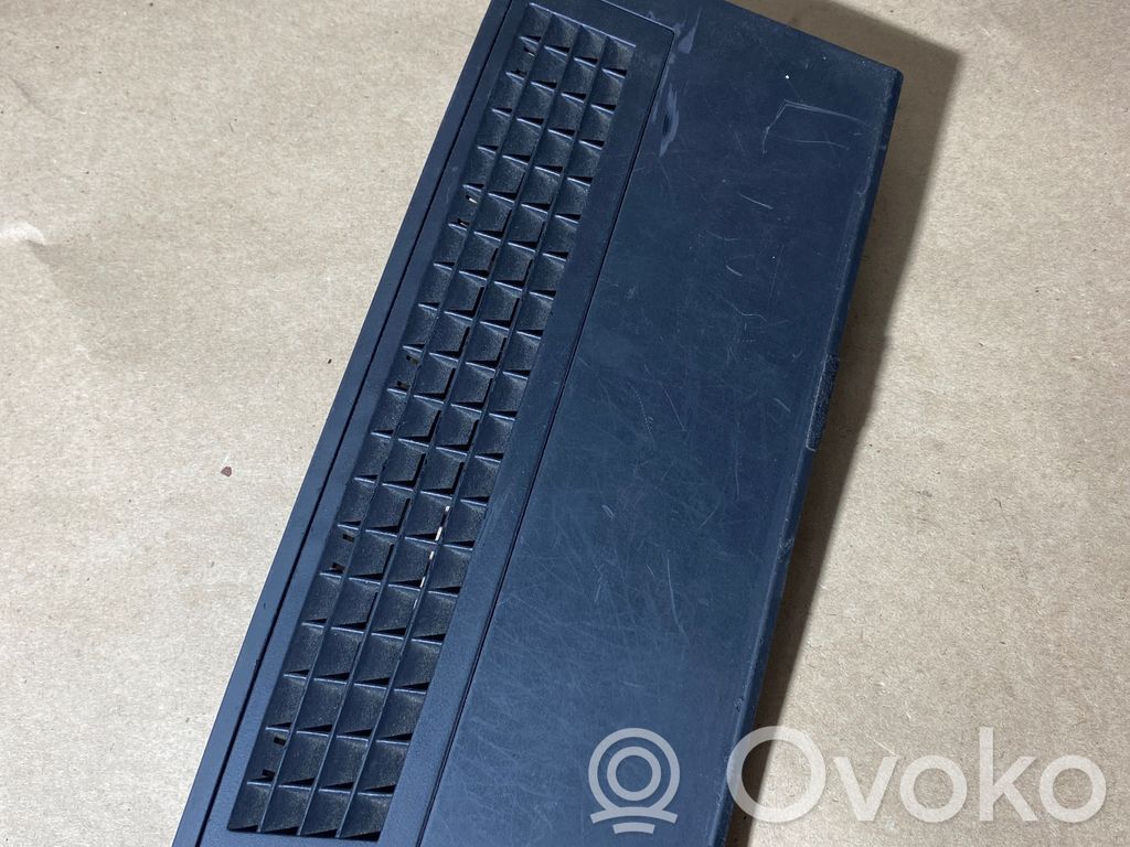 Panelės apdaila   7002436,727584