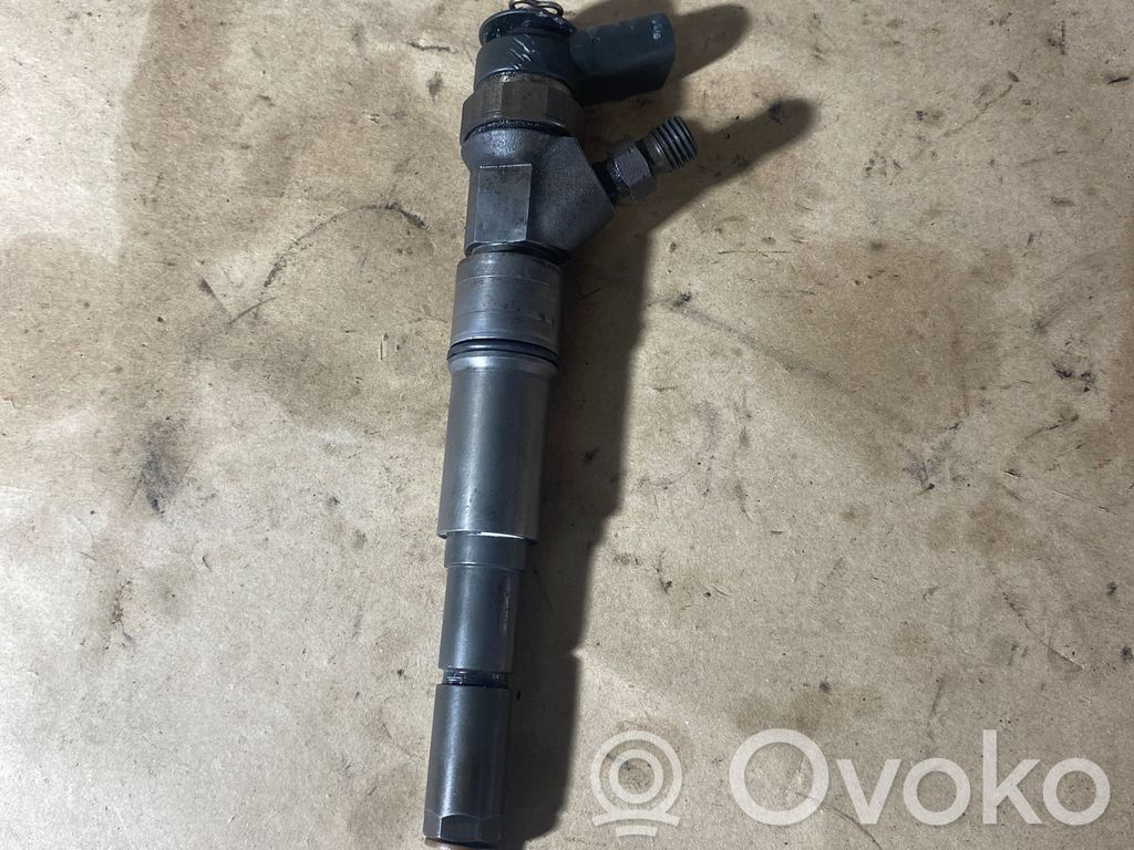 BMW 7 E65 E66 Polttoainesuutin 