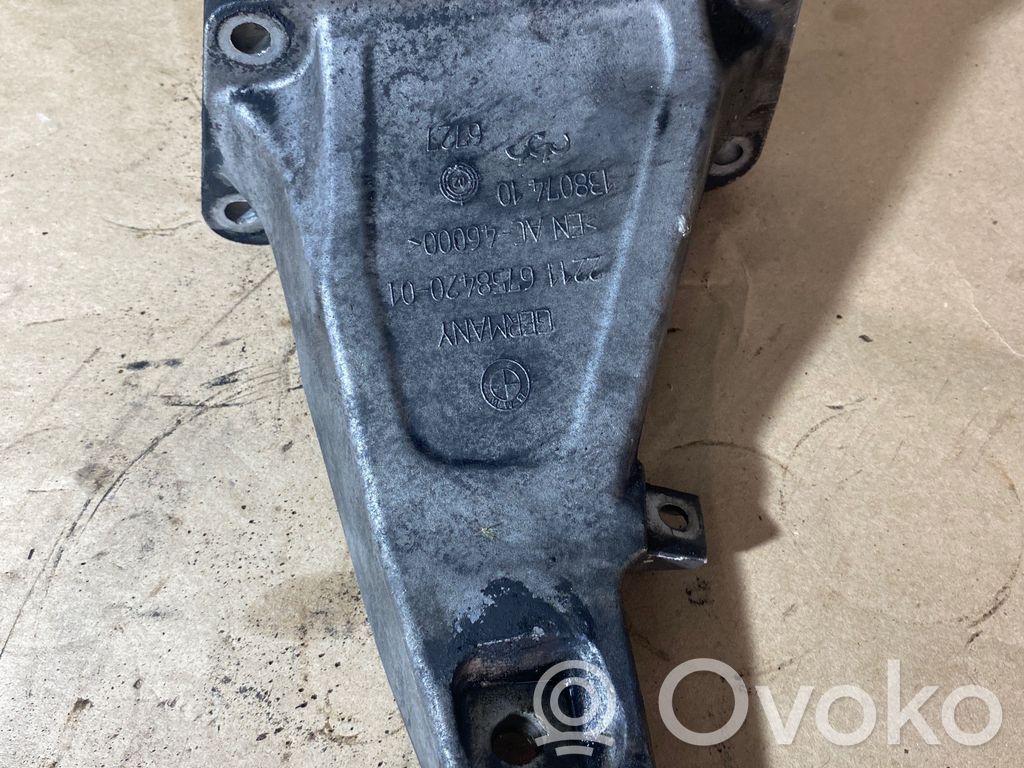 BMW 7 E65 E66 Engine mounting bracket 