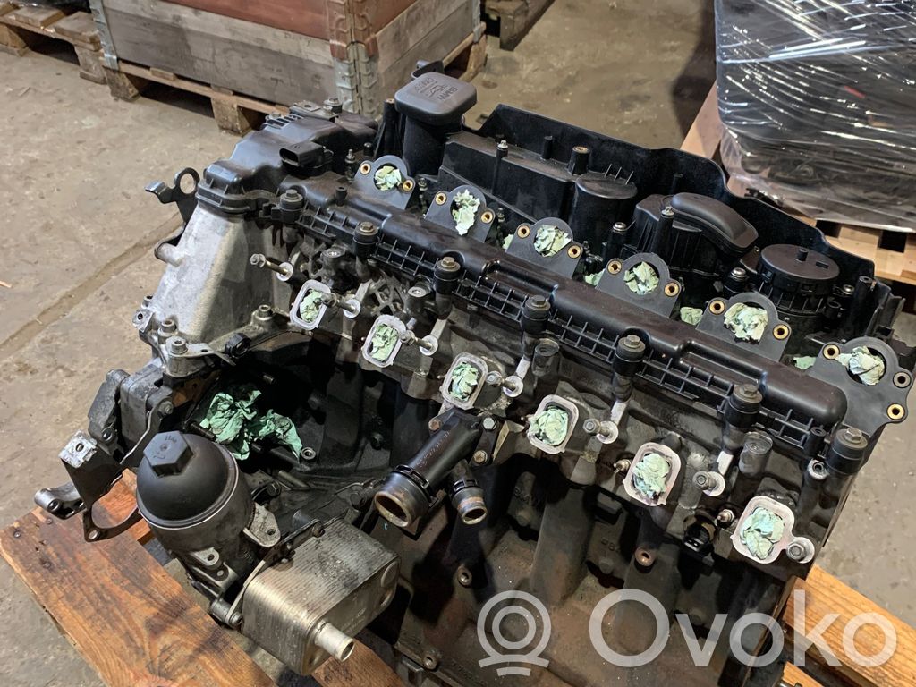 BMW 7 E65 E66 Engine 