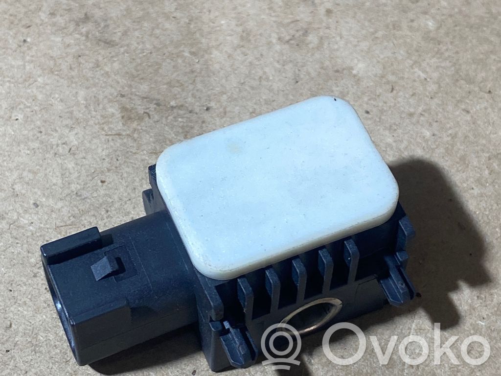 Ford Mondeo MK IV Airbag deployment crash/impact sensor 