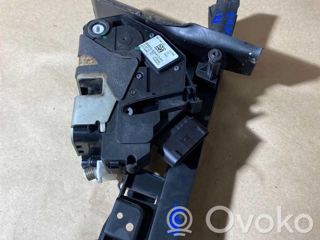 Ford Focus Aizmugurē slēdzene 