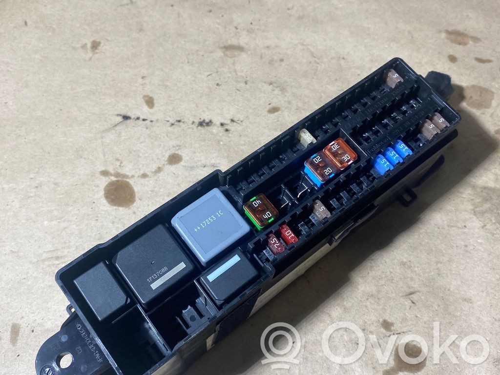 Ford Focus Fuse module 