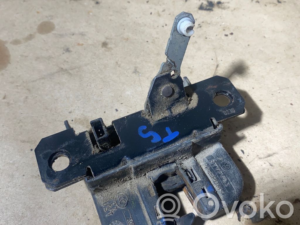 Volkswagen Transporter - Caravelle T5 Tailgate/trunk/boot lock/catch/latch 